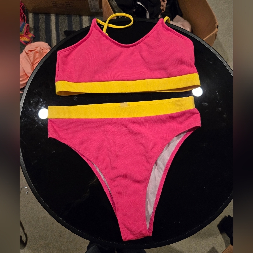 New Contrast Bikini